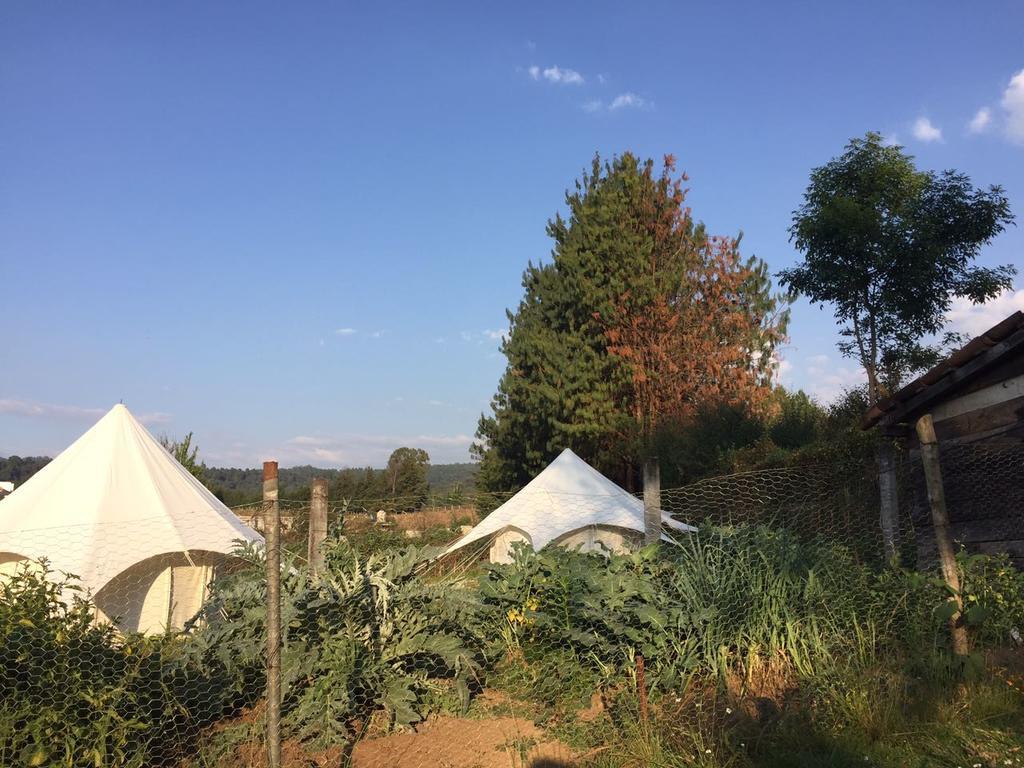 Hotel Acatitlan Glamping Valle de Bravo Exterior foto